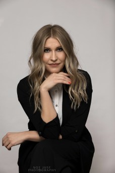 7C94EEA3-900F-40DB-8175-051796E725FC